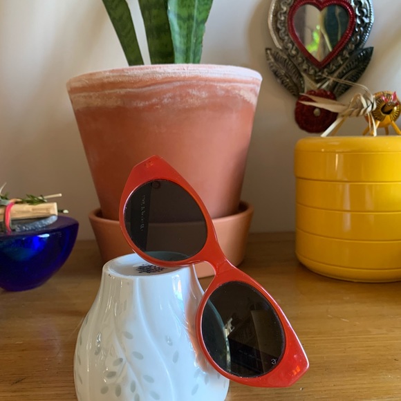 Liv Rag & Bone sunglasses - Picture 2 of 6